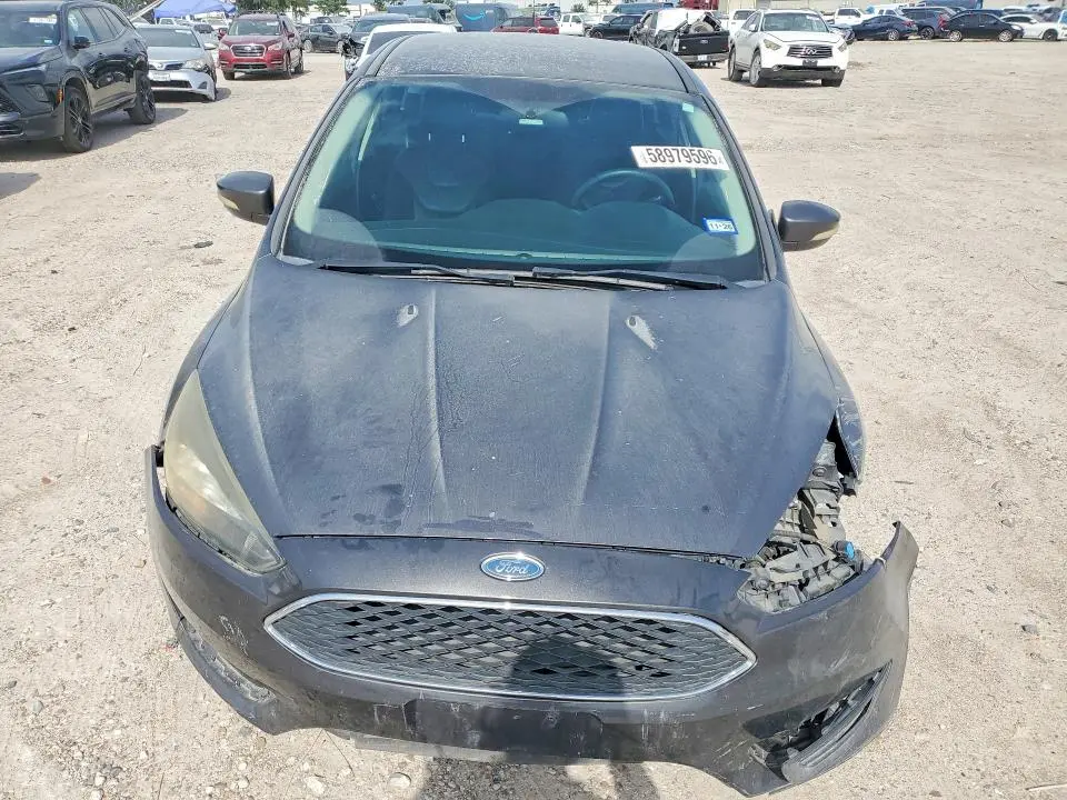 2016 FORD FOCUS SE  
