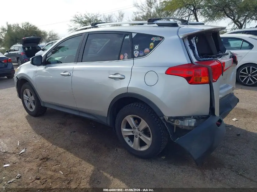 2014 TOYOTA RAV4 XLE