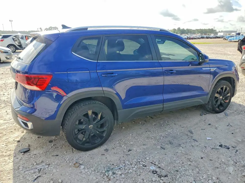 2024 VOLKSWAGEN TAOS SE  