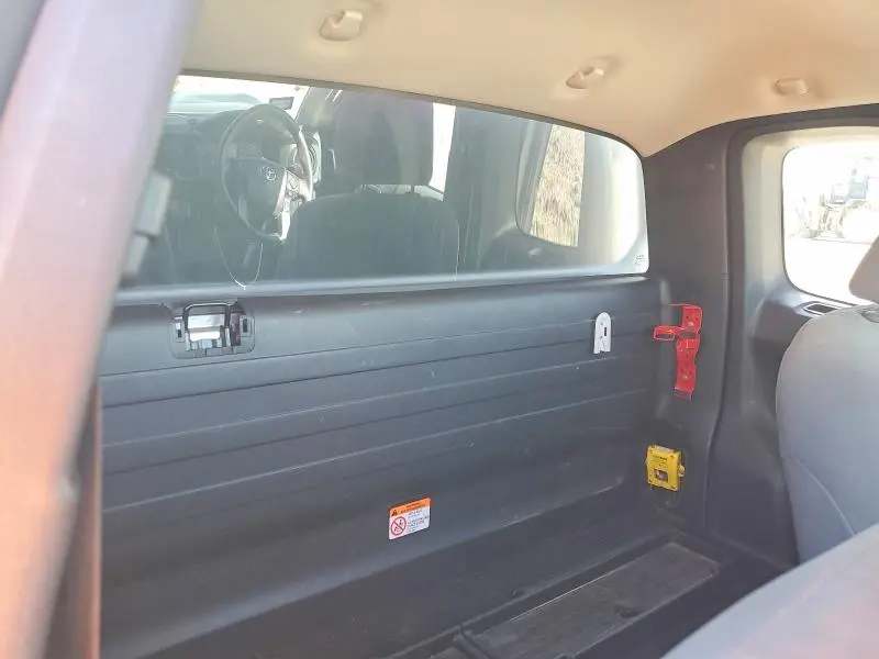 2020 TOYOTA TACOMA SR  