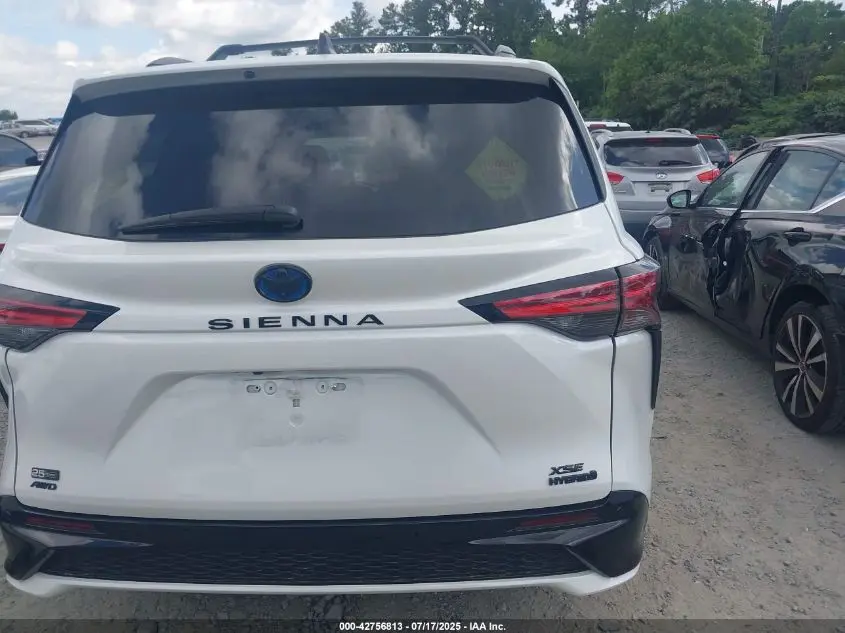 2023 TOYOTA SIENNA 25TH ANNIVERSARY EDITION