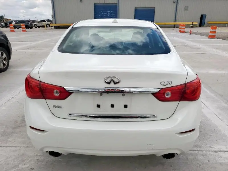 2015 INFINITI Q50 BASE  