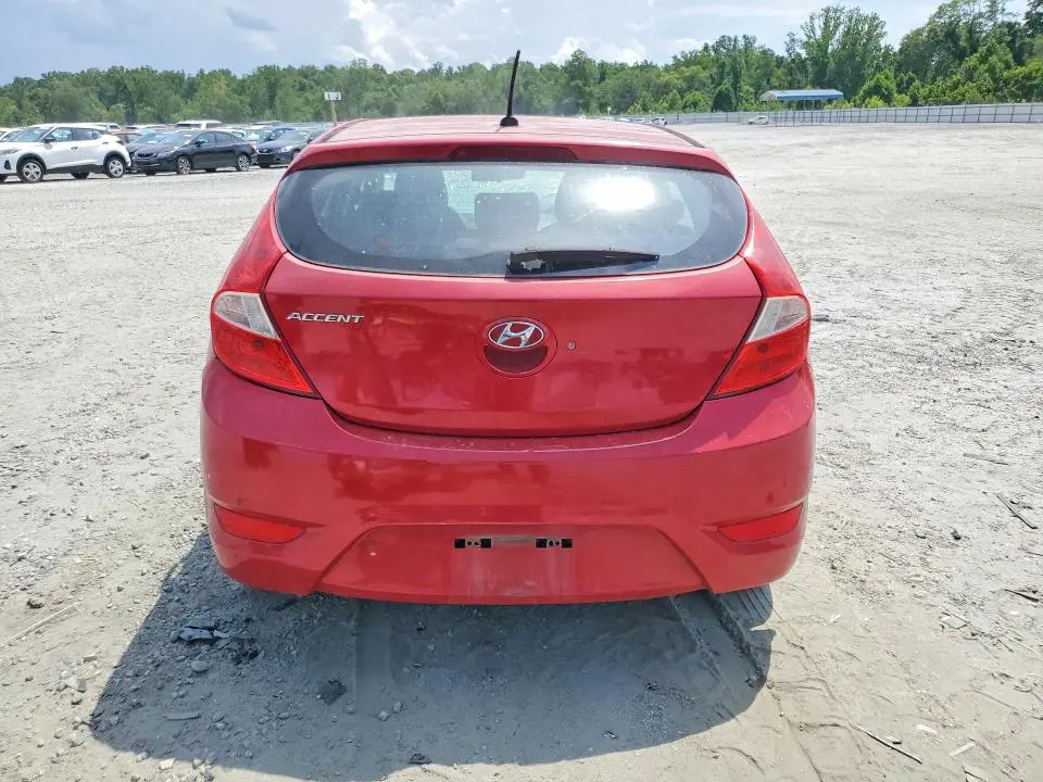 2012 HYUNDAI ACCENT GS  