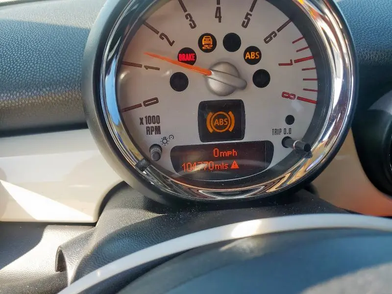 2013 MINI COOPER S  