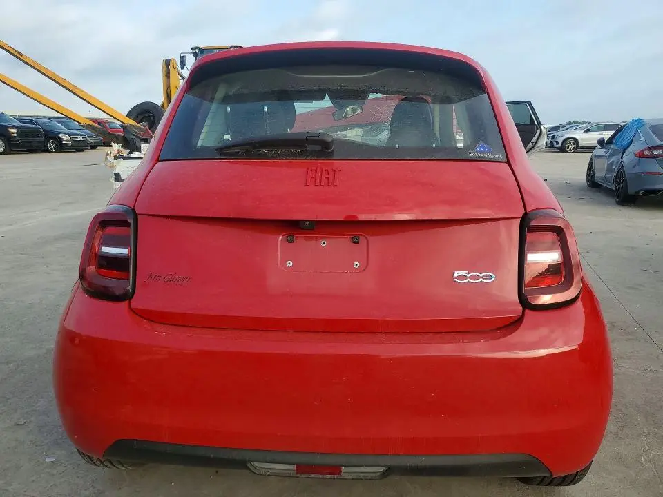 2024 FIAT 500 E RED  