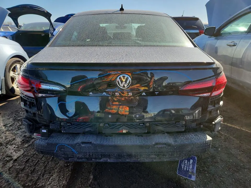 2021 VOLKSWAGEN PASSAT R-LINE  