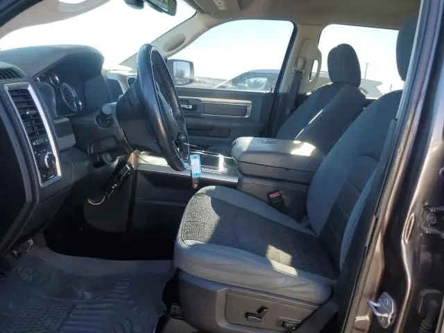 2015 RAM 1500 SLT  