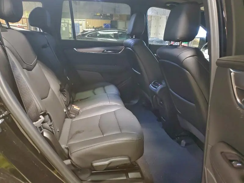 2025 CADILLAC XT6 LUXURY  