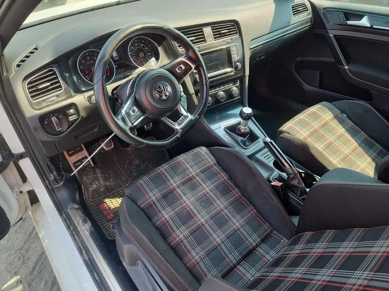 2015 VOLKSWAGEN GTI   