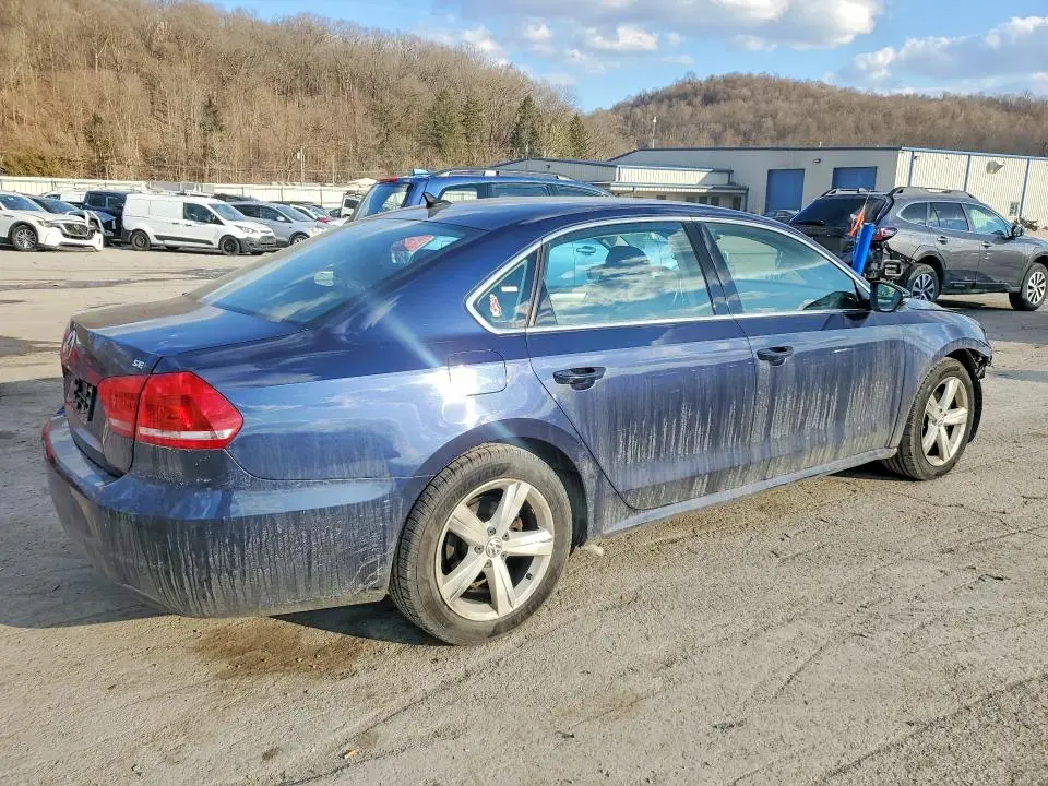 2012 VOLKSWAGEN PASSAT SE  