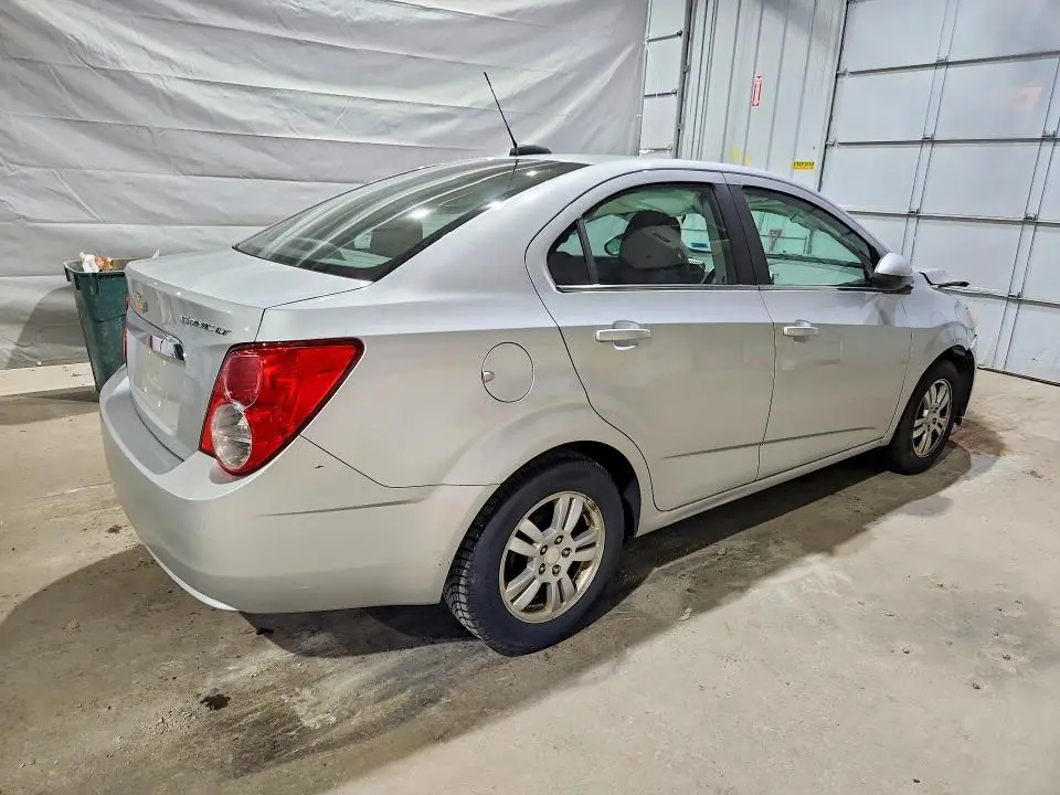 2015 CHEVROLET SONIC LT  