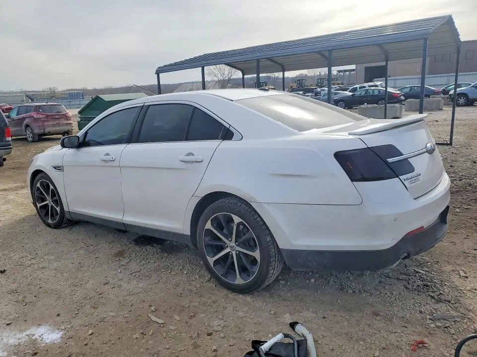 2015 FORD TAURUS SEL  