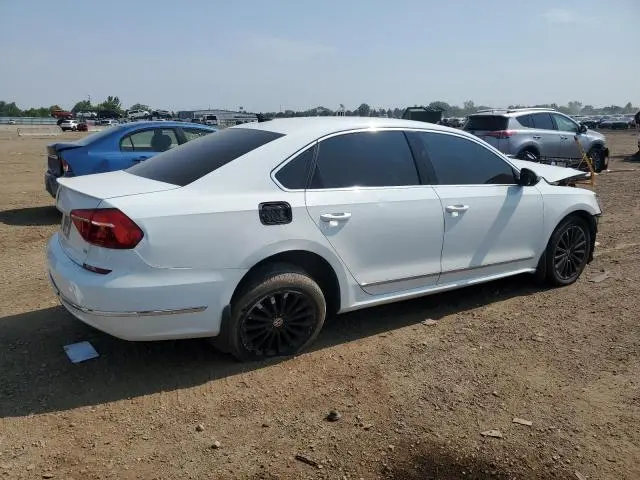 2016 VOLKSWAGEN PASSAT SE  