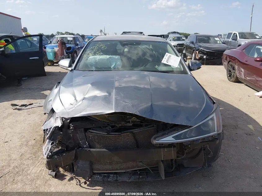 2019 HYUNDAI ELANTRA SEL