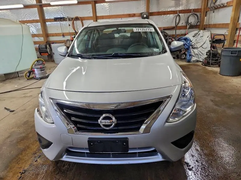 2018 NISSAN VERSA S  