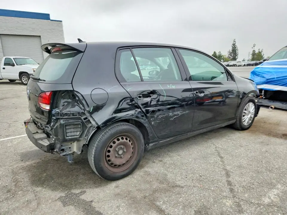 2012 VOLKSWAGEN GOLF   