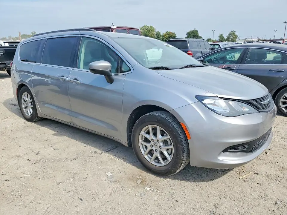 2021 CHRYSLER VOYAGER LXI  