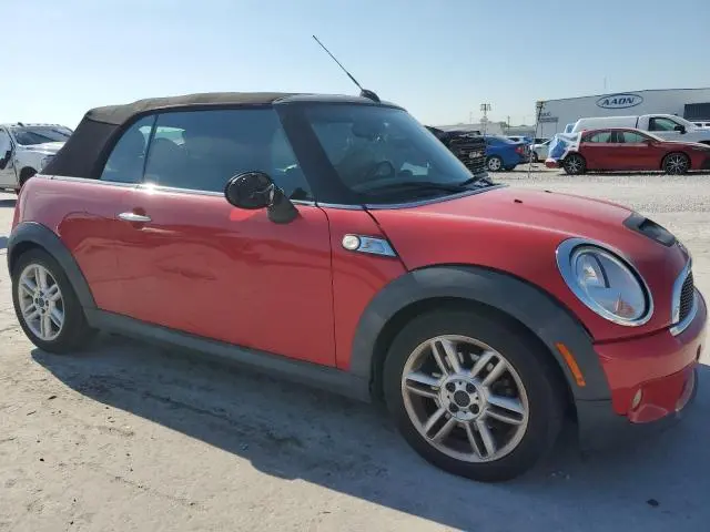 2011 MINI COOPER   