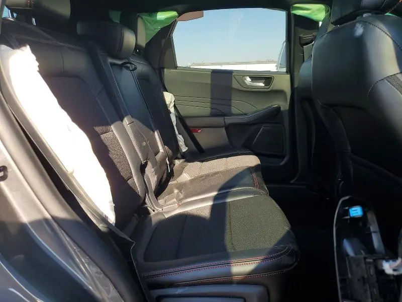 2025 FORD ESCAPE ST LINE SELECT  