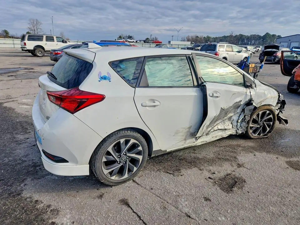 2018 TOYOTA COROLLA IM   
