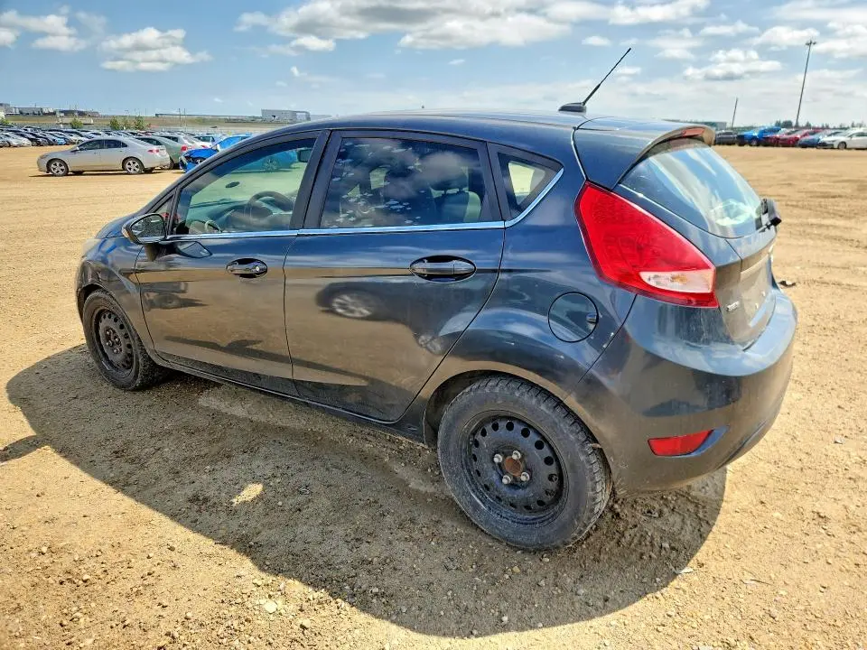 2011 FORD FIESTA SES  