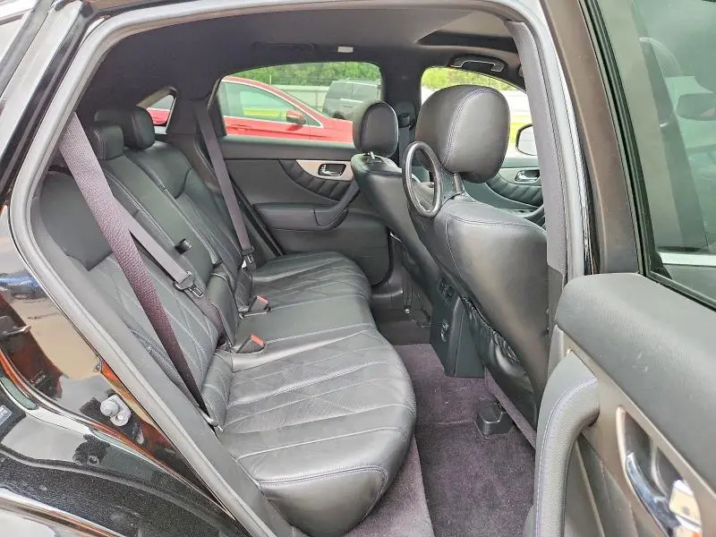 2015 INFINITI QX70 BASE  