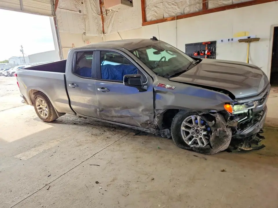 2025 CHEVROLET SILVERADO K1500 RST  