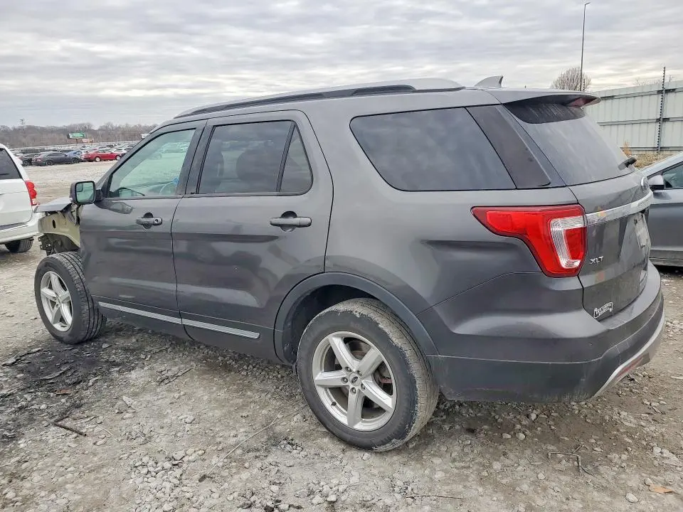 2016 FORD EXPLORER XLT  