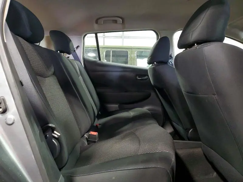 2017 NISSAN LEAF S  