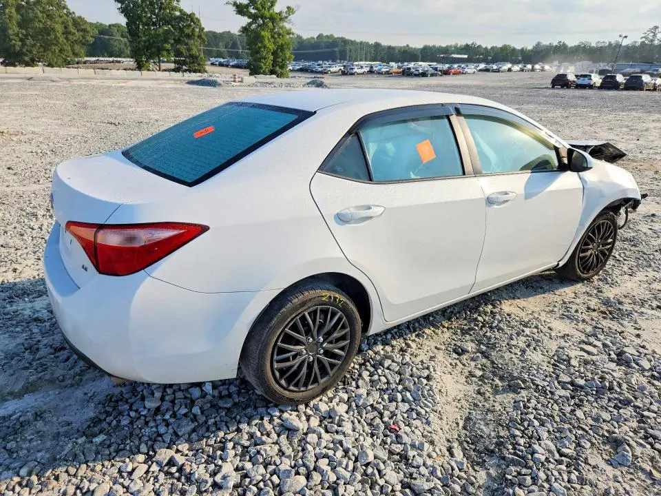 2018 TOYOTA COROLLA LE  
