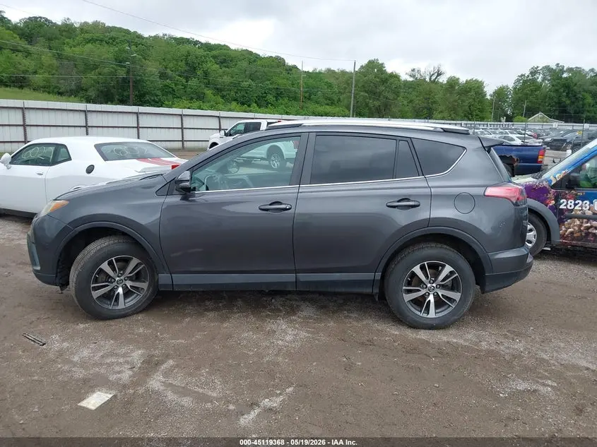 2016 TOYOTA RAV4 XLE