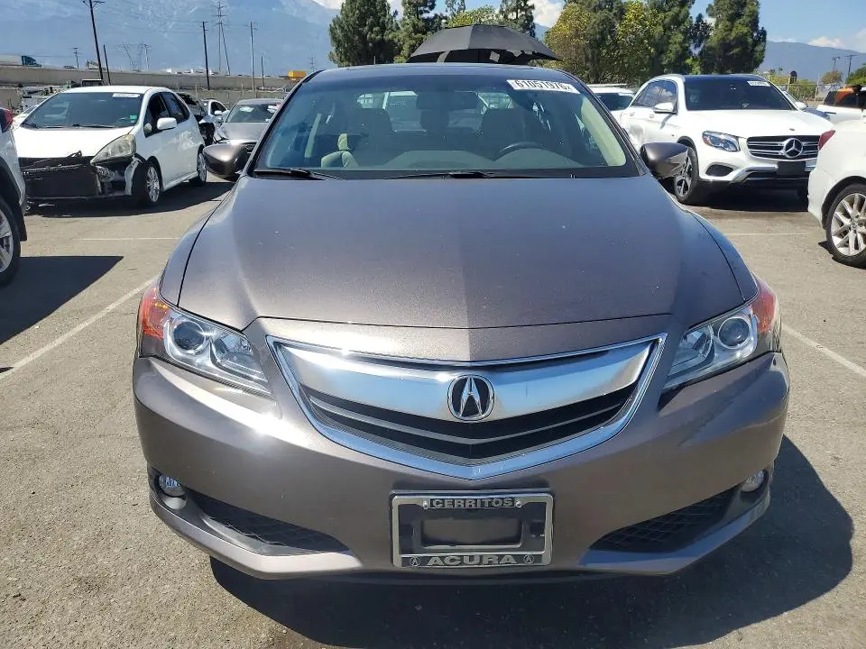 2013 ACURA ILX 20 TECH  