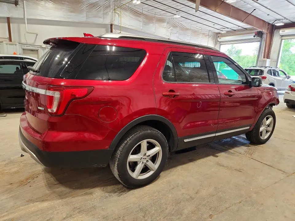 2016 FORD EXPLORER XLT  