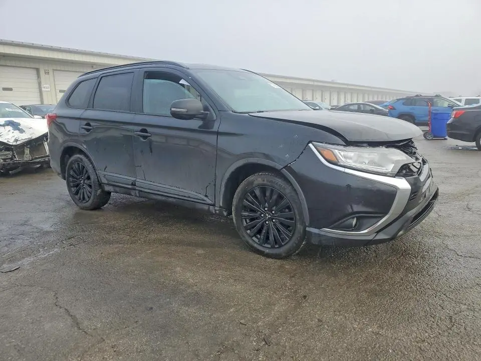 2020 MITSUBISHI OUTLANDER SE  