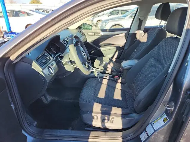 2018 VOLKSWAGEN PASSAT S  