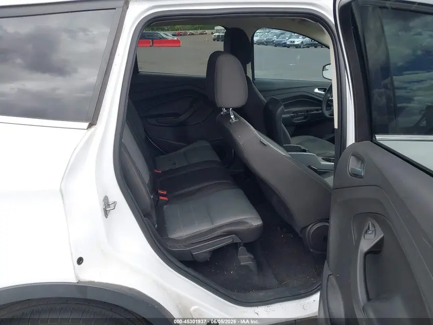 2016 FORD ESCAPE SE