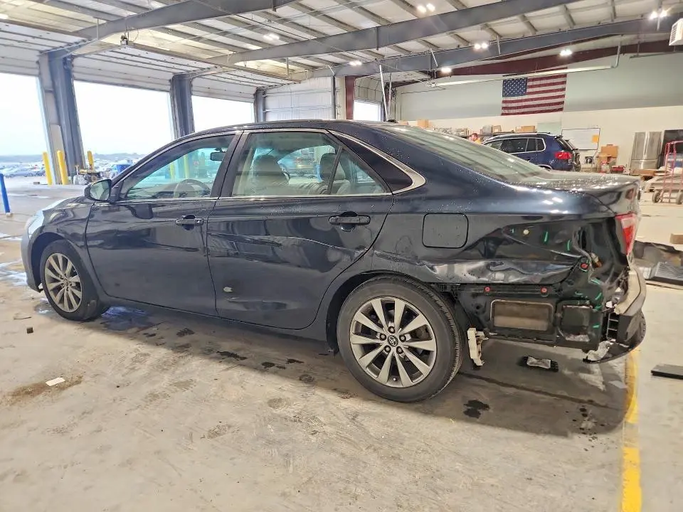 2017 TOYOTA CAMRY XLE  