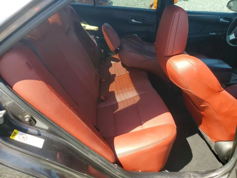2013 TOYOTA CAMRY SE  