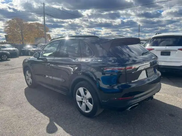 2019 PORSCHE CAYENNE   