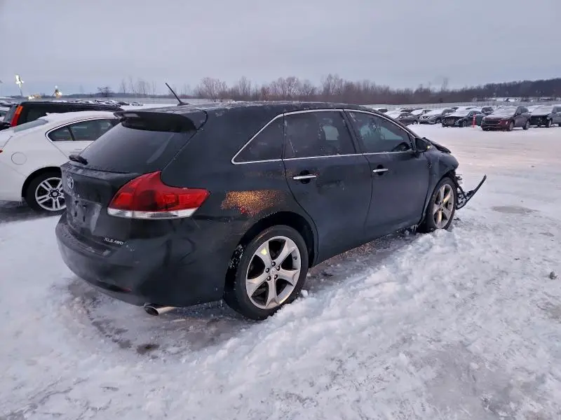 2013 TOYOTA VENZA LE  