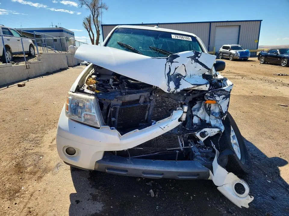2014 NISSAN FRONTIER S  