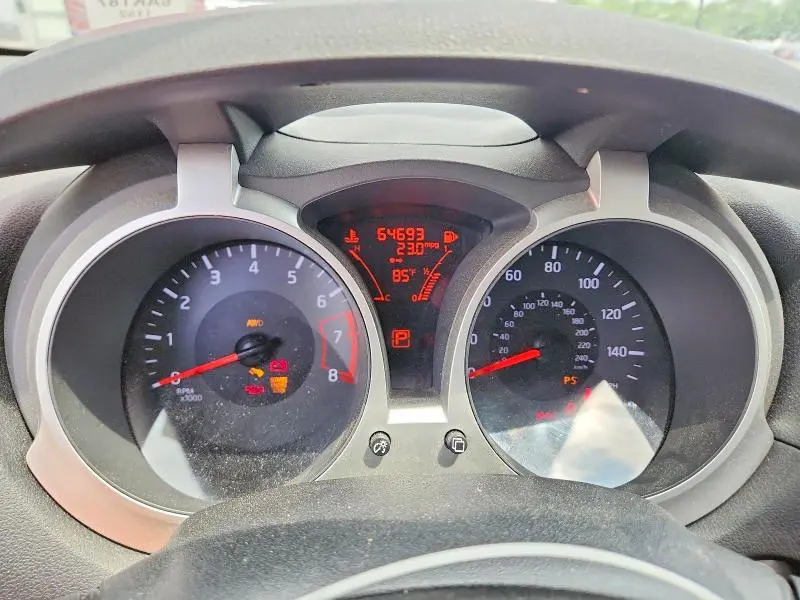 2014 NISSAN JUKE SL  