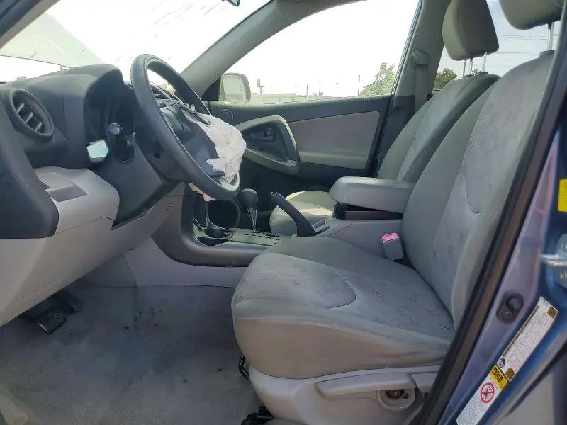 2011 TOYOTA RAV4 BASE  