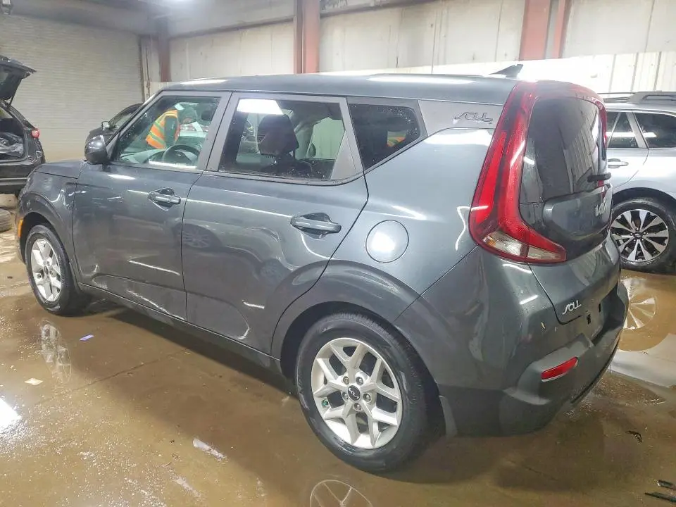 2022 KIA SOUL LX  