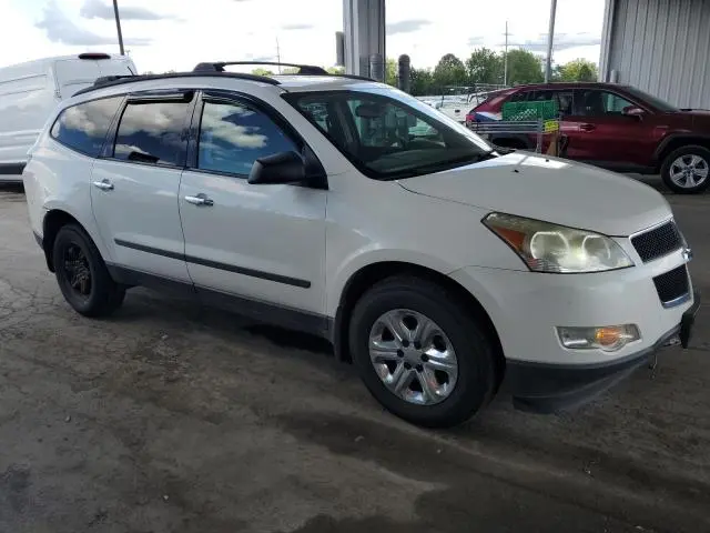 2011 CHEVROLET TRAVERSE LS  