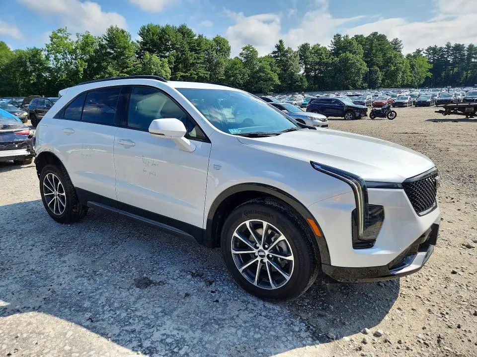 2024 CADILLAC XT4 SPORT  