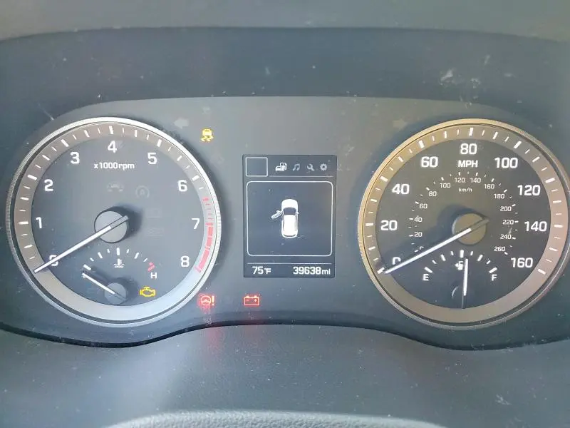 2016 HYUNDAI TUCSON SE  