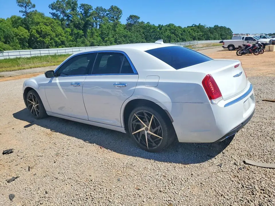 2018 CHRYSLER 300 LIMITED  