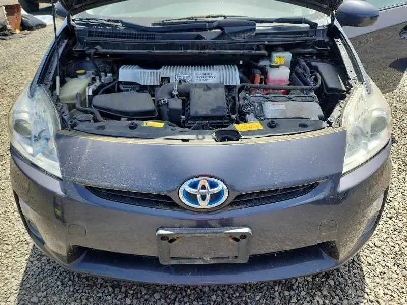 2011 TOYOTA PRIUS TWO  