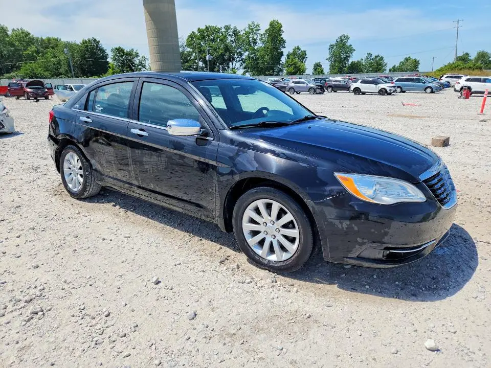 2014 CHRYSLER 200 LIMITED  